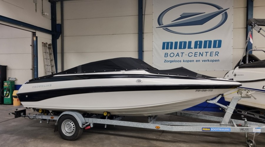 Nette Crownline 18 SS met MerCruiser 3.0 en Pega trailer